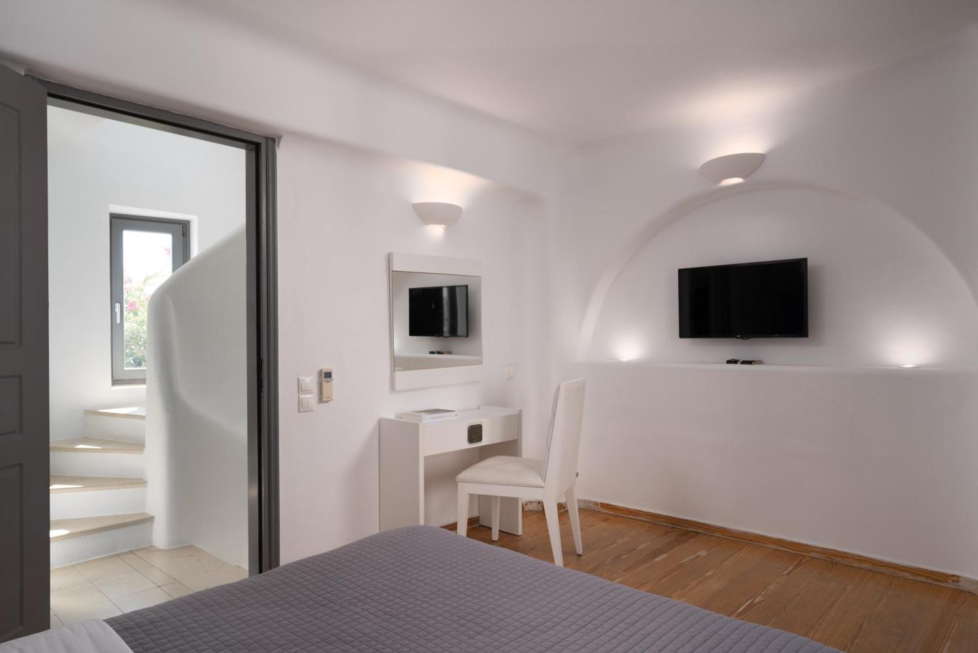 Santorini Princess Presidential Suites Akrotírion Esterno foto